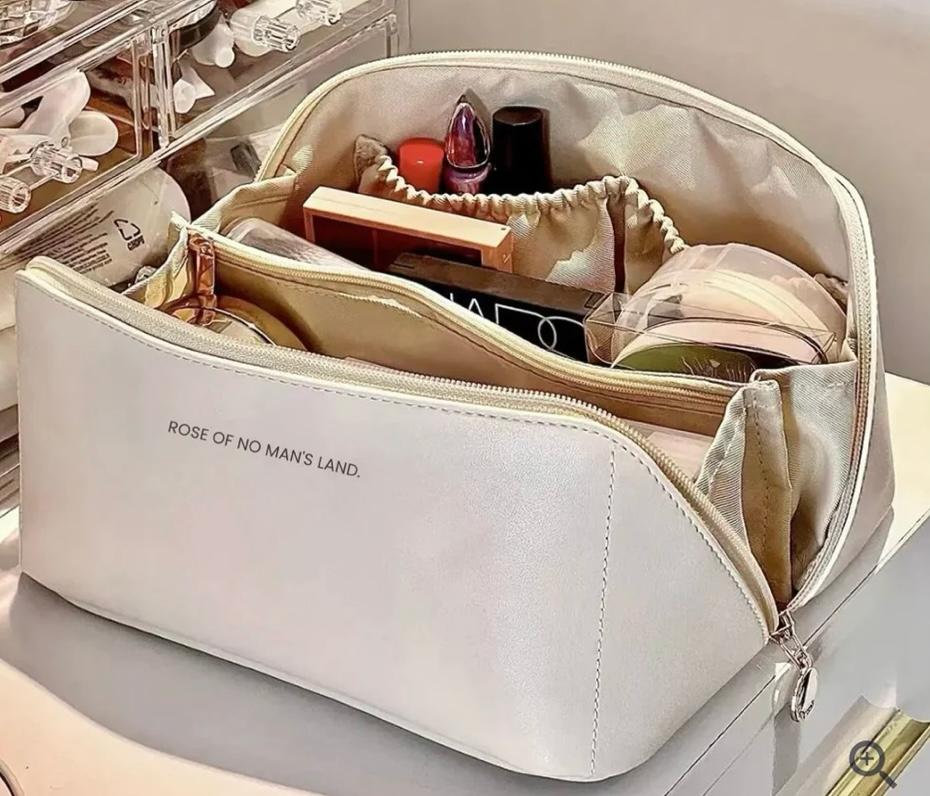 MakeUp Pouche